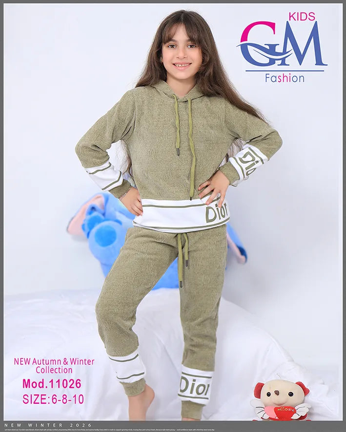 طقم بيجامة بناتي شتوي GM Kids | موديل 11026 بطبعة عصرية
