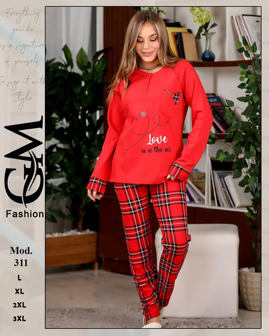 طقم شتوي قطيفي ناعم بكم طويل وبنطلون كاروهات – موديل 311 | GM Fashion