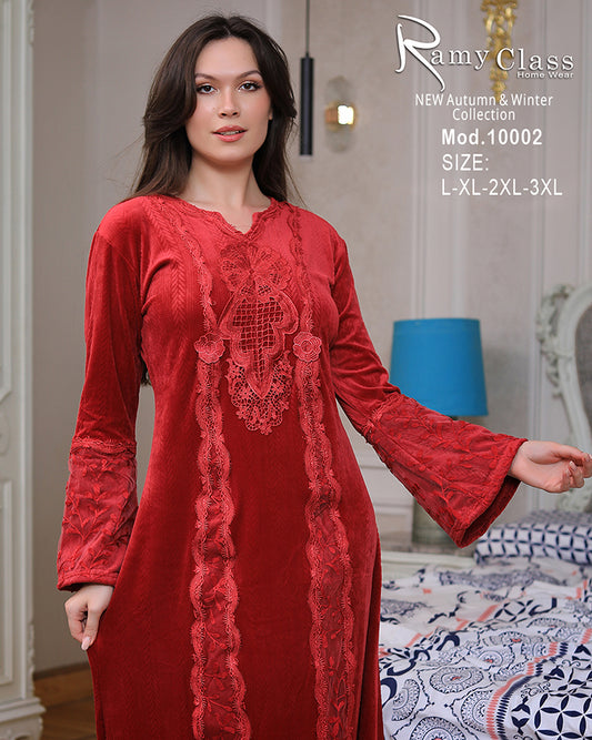 جلابية شتوي قطيفة مطرزة – موديل 10002 من Ramy Class – مقاسات L حتى 3XL
