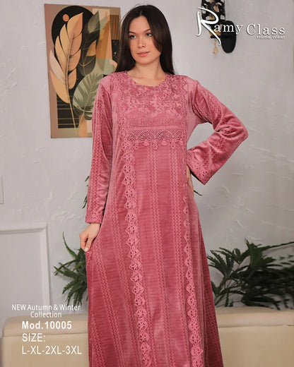 عباءة شتوية نسائية Ramy Class | موديل 10005 بتصميم دانتيل أنيق