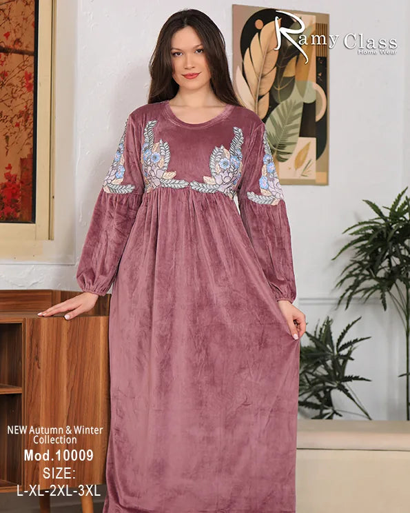 عباءة شتوية نسائية مخملية Ramy Class | موديل 10009 بتطريز فاخر