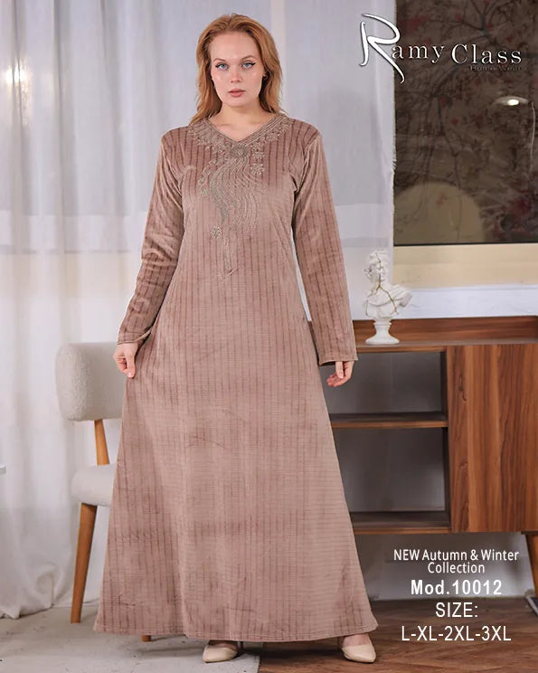 جلابية قطيفة حريمي Ramy Class موديل 10012 | جلابية استقبال شتوية تطريز