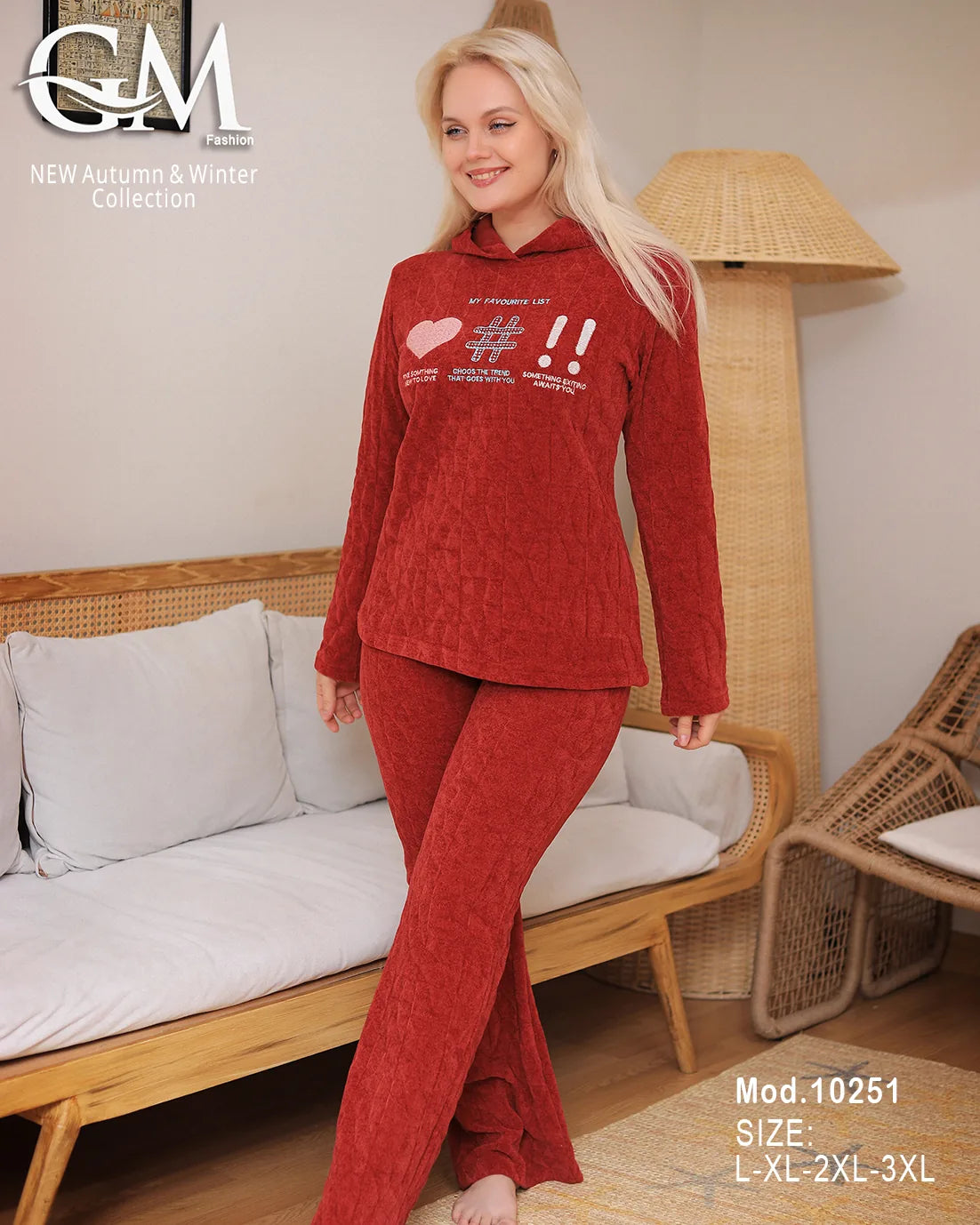 طقم شتوي قطيفة ناعم بكابيشو بدون سوستة – موديل 10251 – مقاسات L حتى 3XL Copy code
