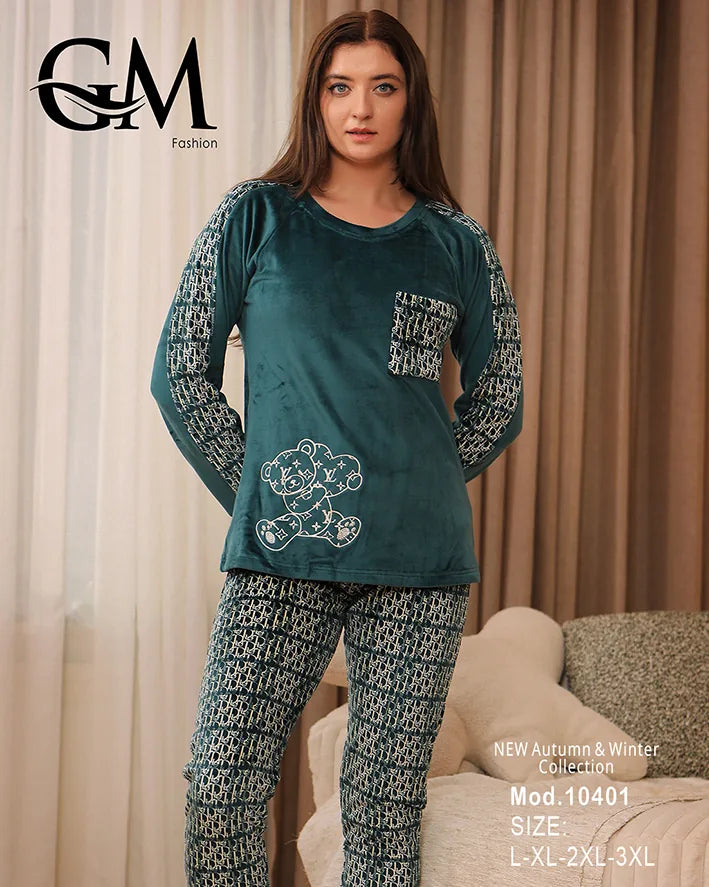 طقم بيجامة شتوي نسائي GM Fashion | موديل 10401 بزخارف ودب