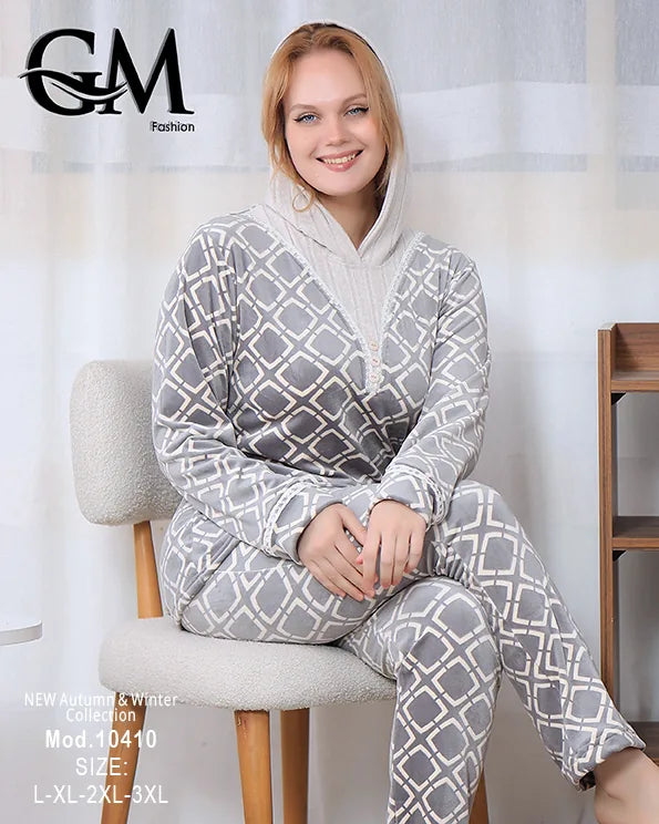 بيجامة شتوي حريمي قطيفة ناعمة مع جاكت دافئ – GM Fashion موديل 10410