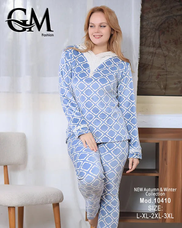 بيجامة شتوي حريمي قطيفة ناعمة مع جاكت دافئ – GM Fashion موديل 10410