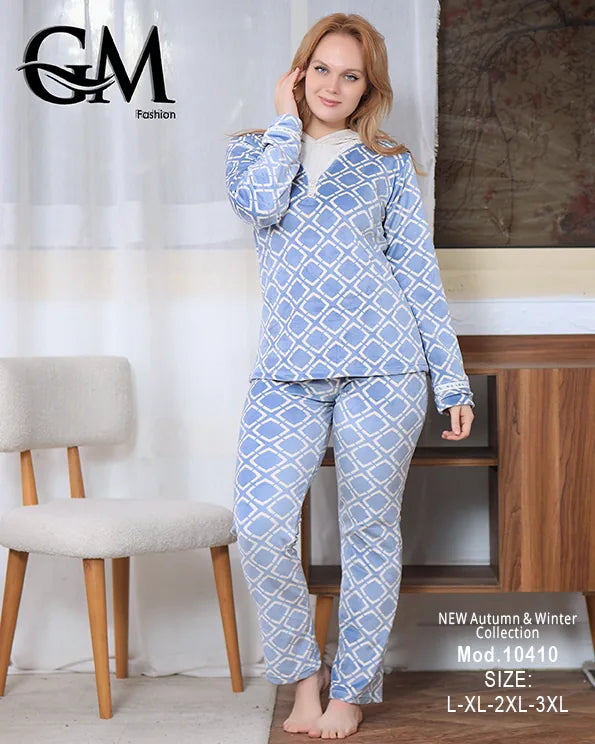 بيجامة شتوي حريمي قطيفة ناعمة مع جاكت دافئ – GM Fashion موديل 10410