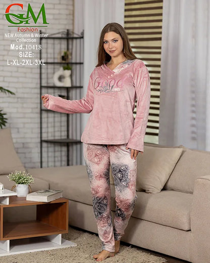 بيجامة حريمي قطيفة منقوشة GM Fashion | موديل 10418 بيجامات شتوي تقيلة برسومات