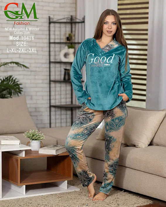 بيجامة حريمي قطيفة منقوشة GM Fashion | موديل 10418 بيجامات شتوي تقيلة برسومات
