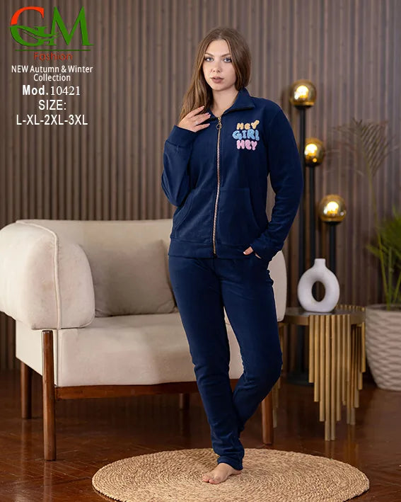بيجامة حريمي قطيفة مطرزة GM Fashion | موديل 10421 بجاكيت شتوي وسوستة