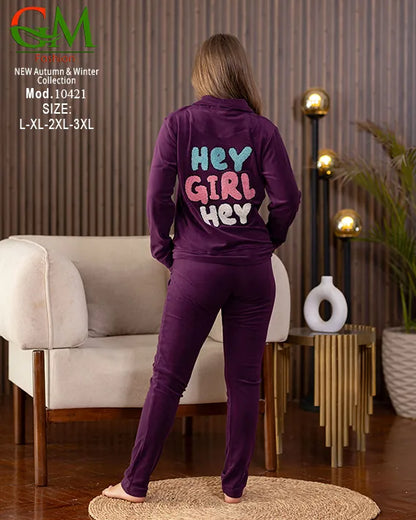 بيجامة حريمي قطيفة مطرزة GM Fashion | موديل 10421 بجاكيت شتوي وسوستة