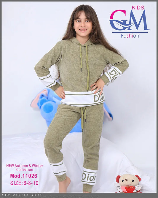 طقم بيجامة بناتي شتوي GM Kids | موديل 11026 بطبعة عصرية