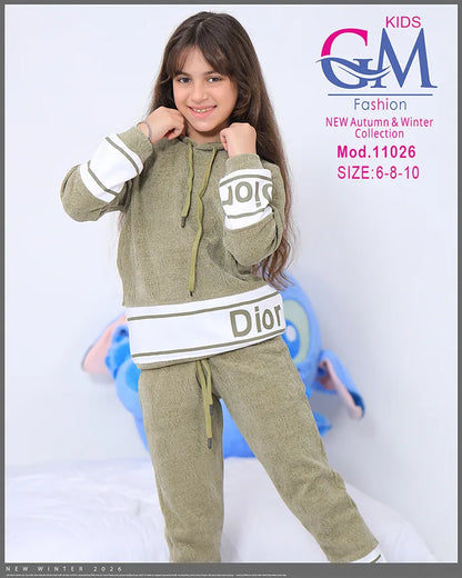 طقم بيجامة بناتي شتوي GM Kids | موديل 11026 بطبعة عصرية