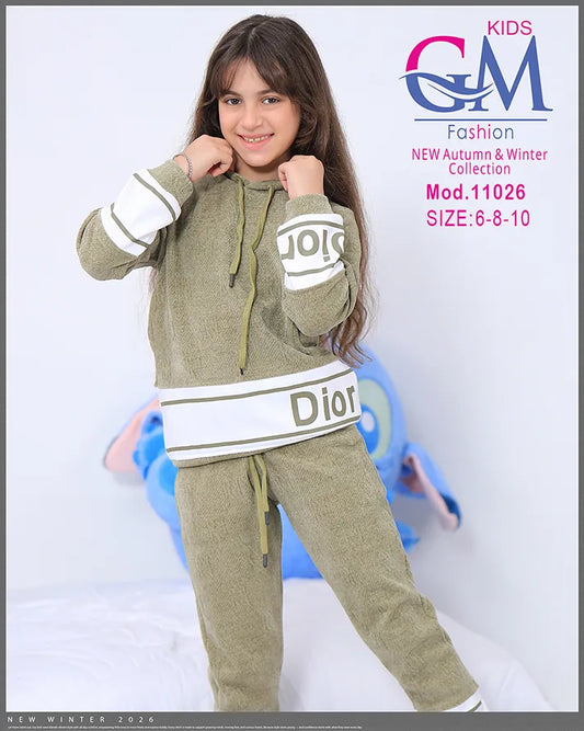 طقم بيجامة بناتي شتوي GM Kids | موديل 11026 بطبعة عصرية