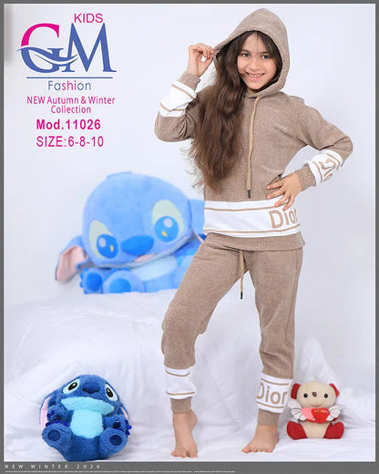 طقم بيجامة بناتي شتوي GM Kids | موديل 11026 بطبعة عصرية