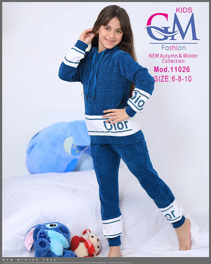 طقم بيجامة بناتي شتوي GM Kids | موديل 11026 بطبعة عصرية
