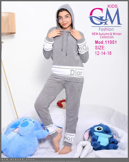طقم بيجامة بناتي شتوي GM Kids | موديل 11051 بطبعة "Happy" لطيفة