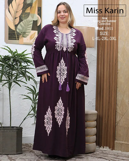جلابية حريمي طويلة مطرزة باستك ورباط Miss Karin – موديل 1911 مقاسات كبيرة