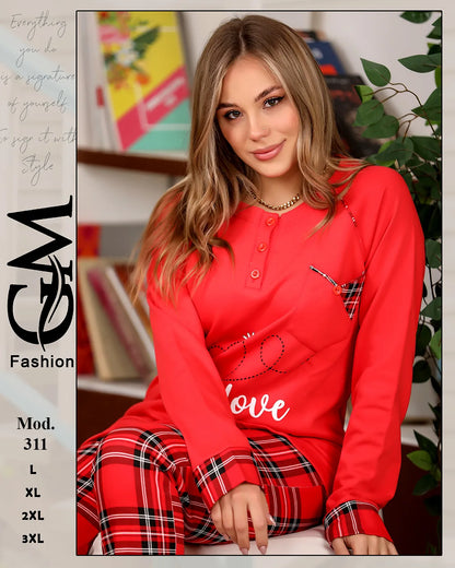 طقم شتوي قطيفي ناعم بكم طويل وبنطلون كاروهات – موديل 311 | GM Fashion