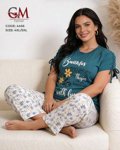 بيجامة حريمي مقاسات كبيرة قطن تيشيرت بطباعة وبنطلون مزخرف – GM Fashion موديل 4456