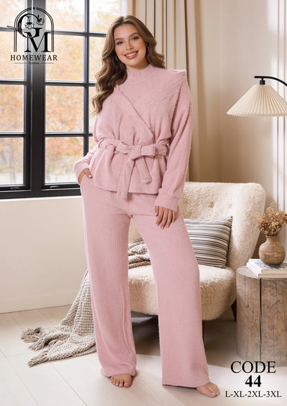 طقم حريمي شتوي تريكو ناعم  – Gm Homewear موديل 44